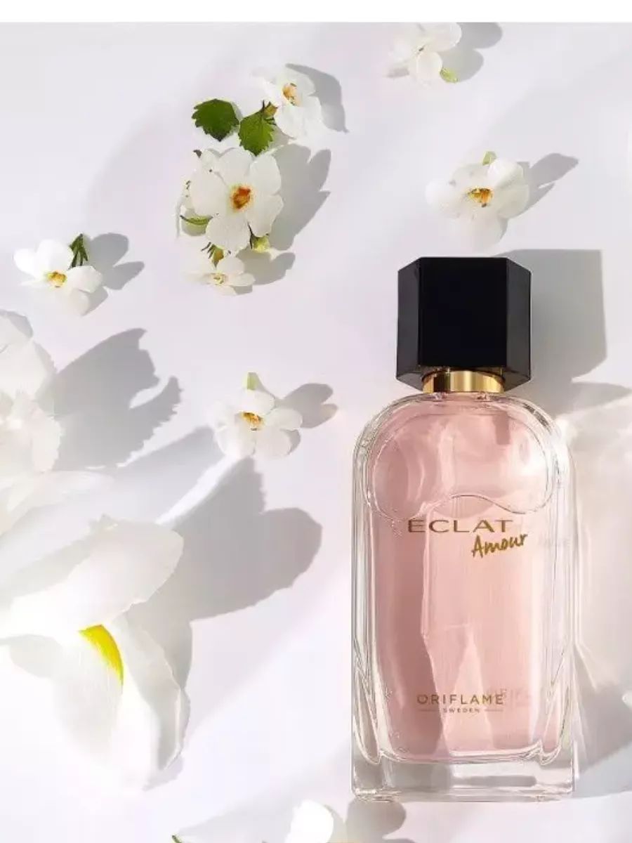 Amour amour туалетная вода. Туалетная вода эклат Амур Орифлейм. Духи Eclat Oriflame женские. 35649 Орифлейм. Eclat amour intensite мужской Ноты.