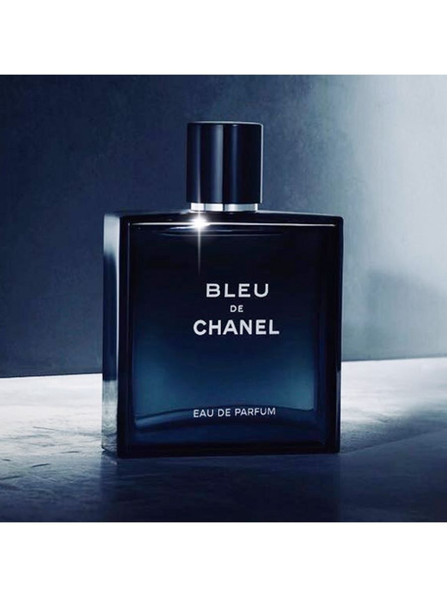 Мужской аромат шанель блю. Блю де Шанель мужские духи. Bleu de Chanel 100 мл. Блю де Шанель мужские Ноты. Блю де Шанель Ноты.