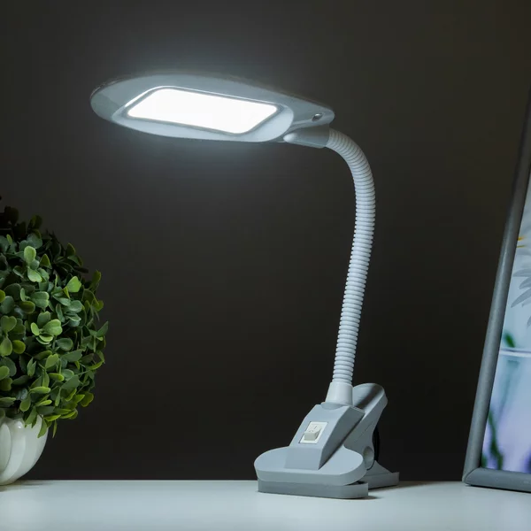 Лампа настольная 16432/1WT 16хLED