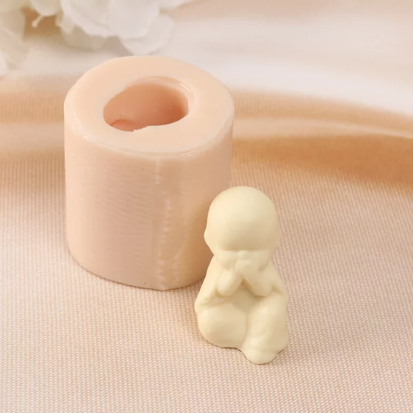 Молд «Маленький Будда» 60 гр, 2,5х2,5х4 см