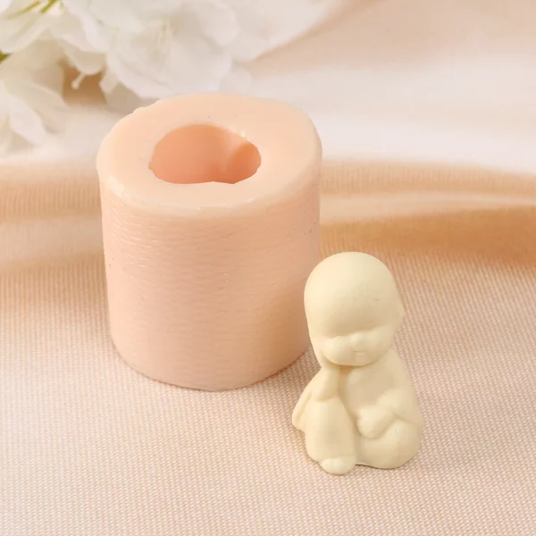 Молд «Маленький Будда» 60 гр, 2,5х2,5х4 см