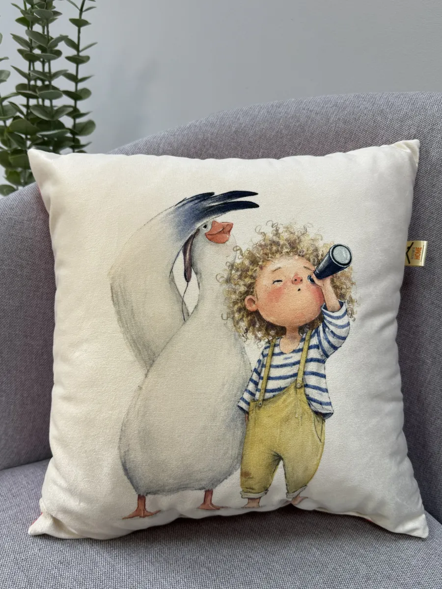 Подушка декоративная МАТЕХ FLUFFY В далекие дали 33х33 см