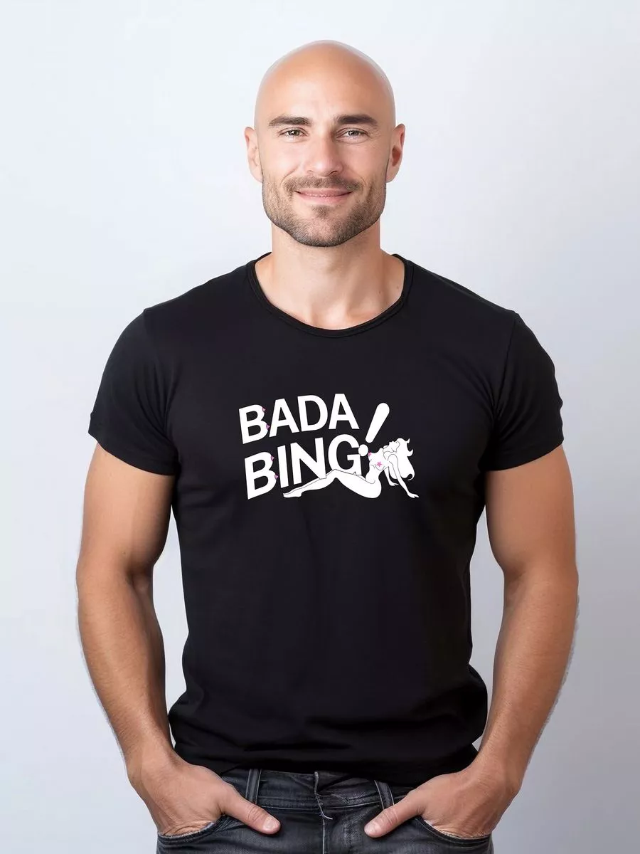 Бандар мен футболка киген қыздар